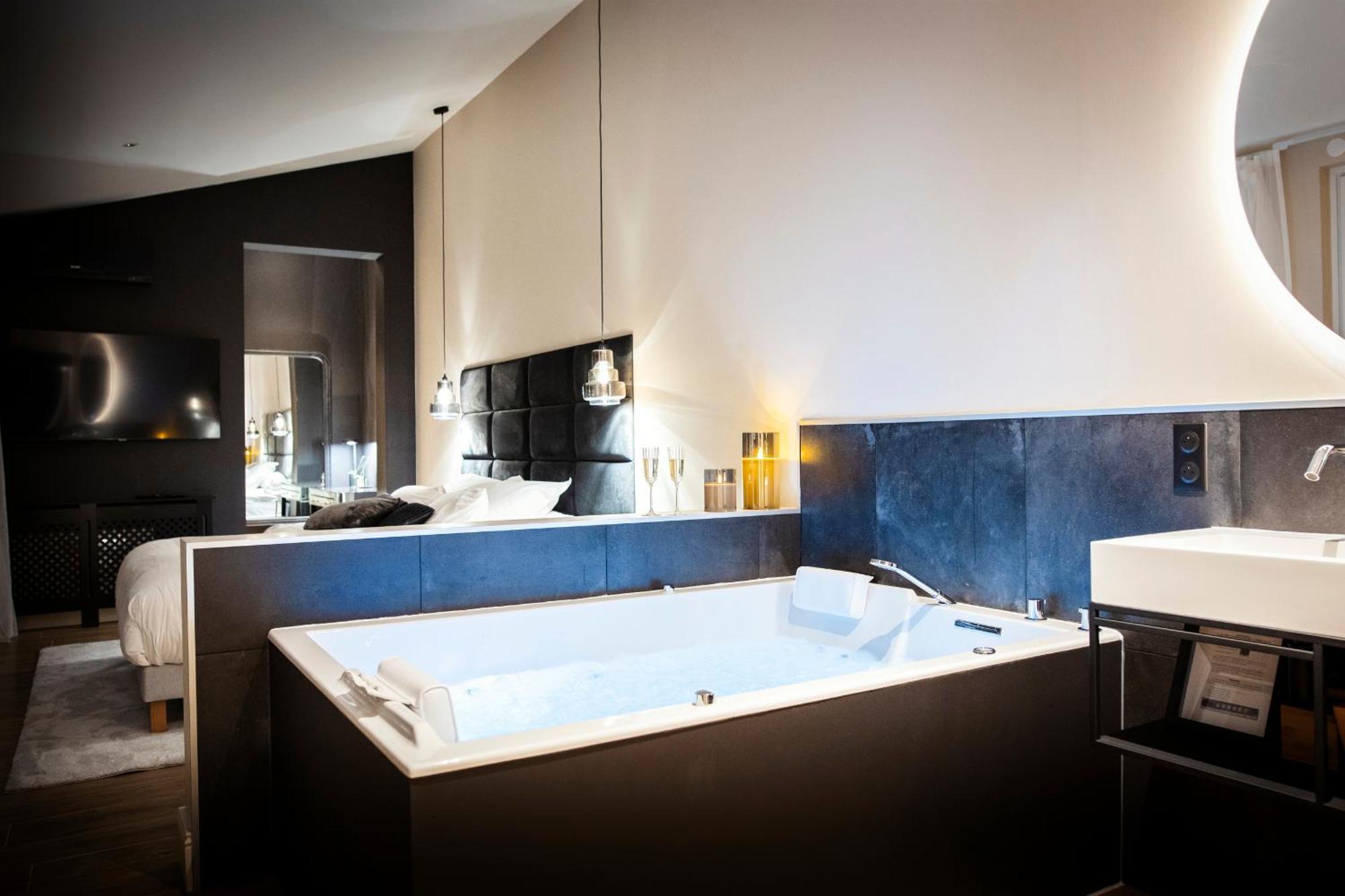 נאנסי Hedone Suite De Luxe Et Spa Privatif מראה חיצוני תמונה